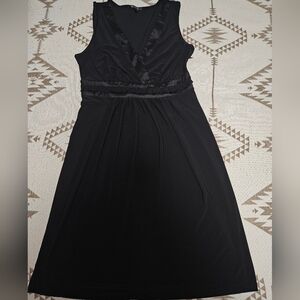 Daisy Fuentes Black Sleeveless Surplice V-Neck Dress Satin Ruffle Trim Sz S